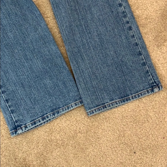 Armani Exchange Helix Light Stone Wash Jeans - Picture 8 of 8